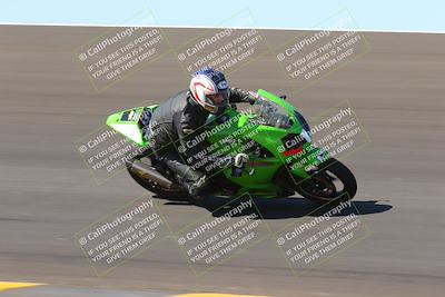 media/Oct-09-2022-SoCal Trackdays (Sun) [[95640aeeb6]]/Bowl (1015am)/